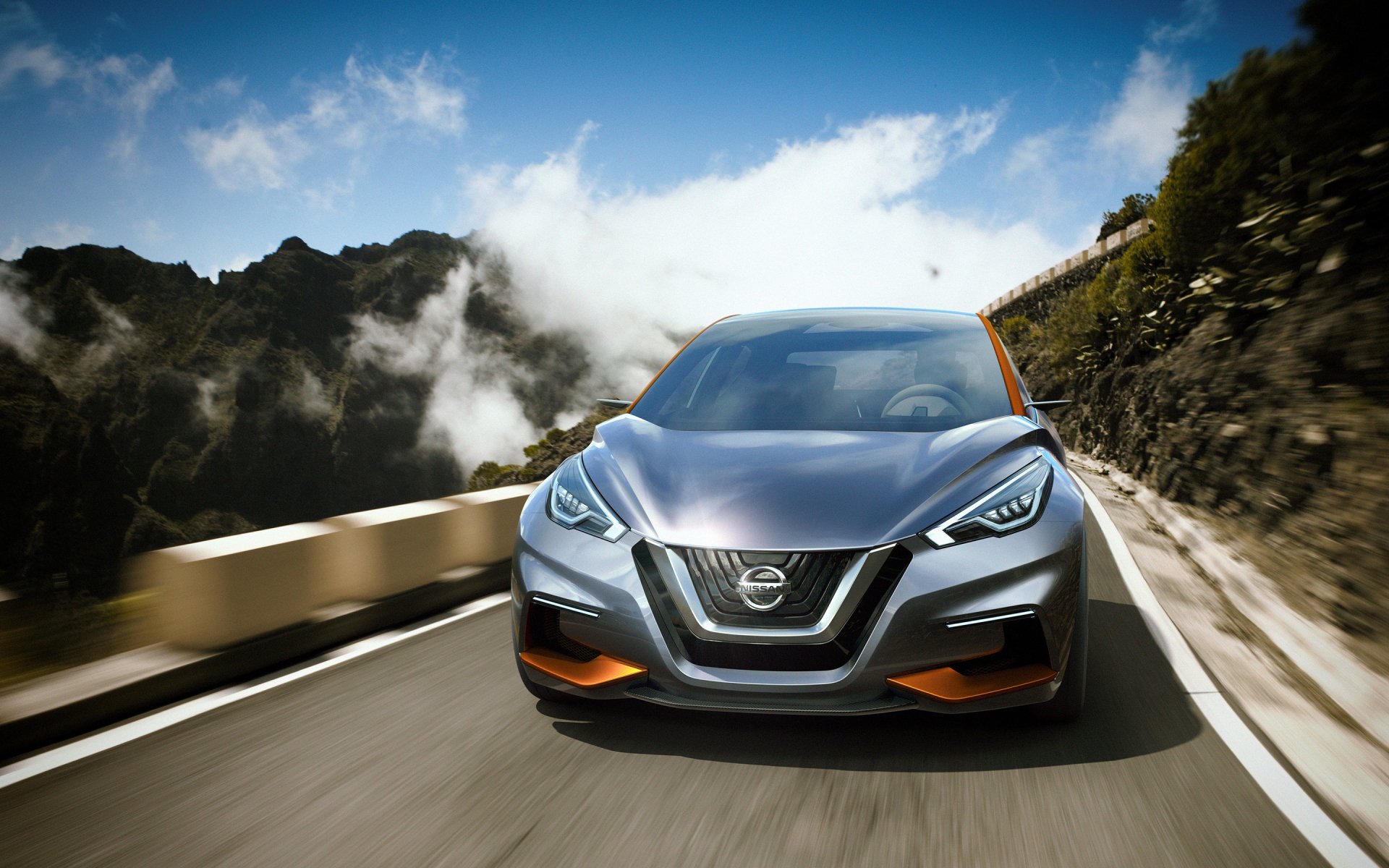 Download Vehicle Nissan Sway HD Wallpaper