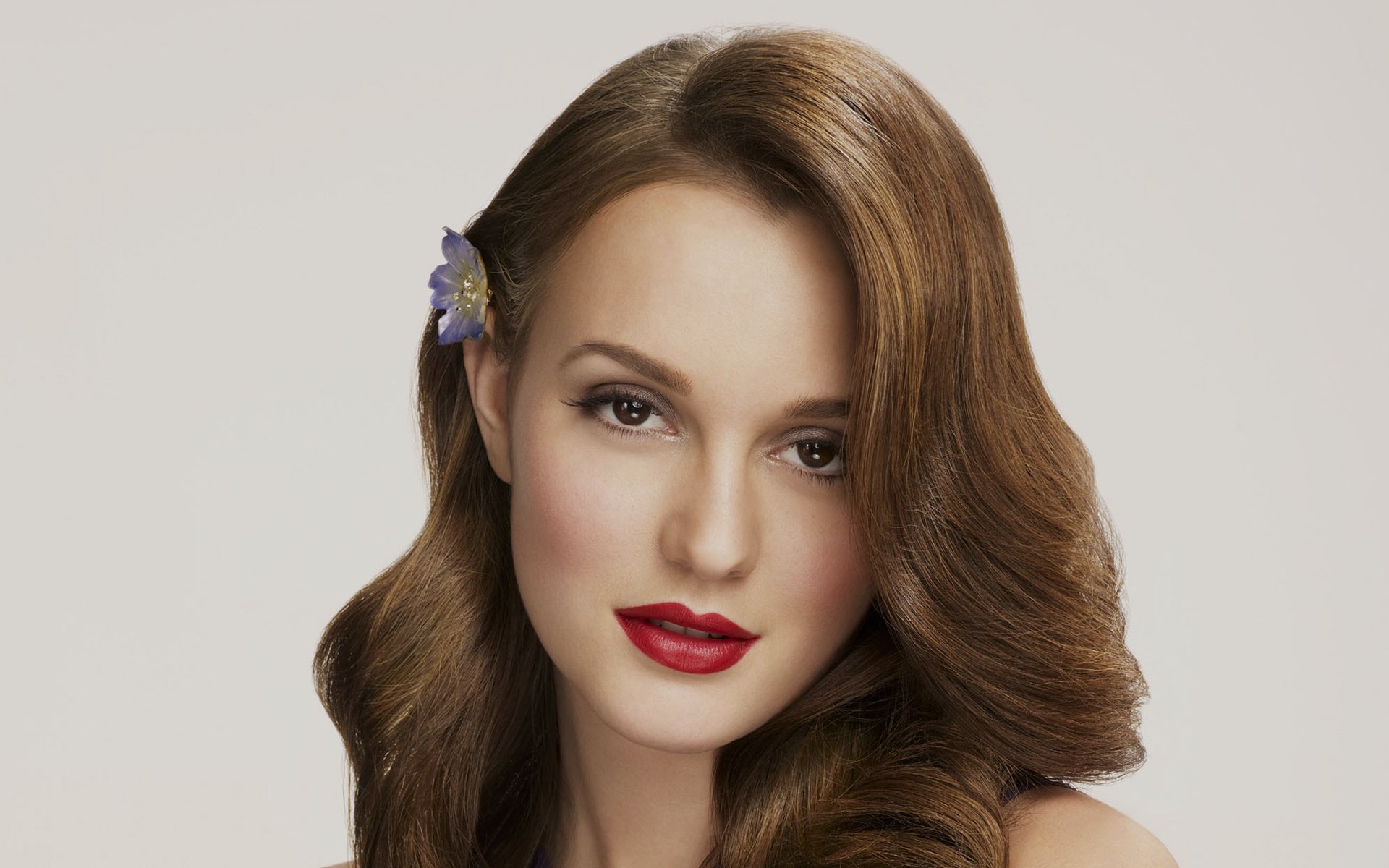 Leighton Meester Full HD Wallpaper and Background Image | 1920x1200 