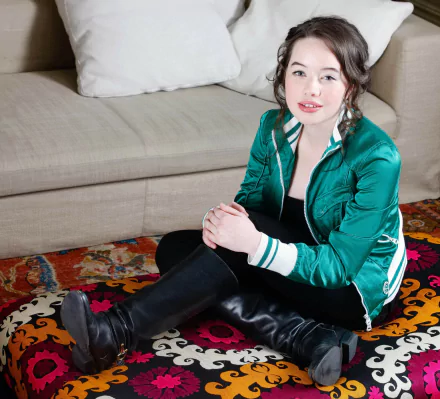 Celebrity Anna Popplewell HD Desktop Wallpaper | Background Image