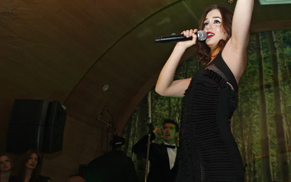 Celebrity Leighton Meester HD Desktop Wallpaper | Background Image