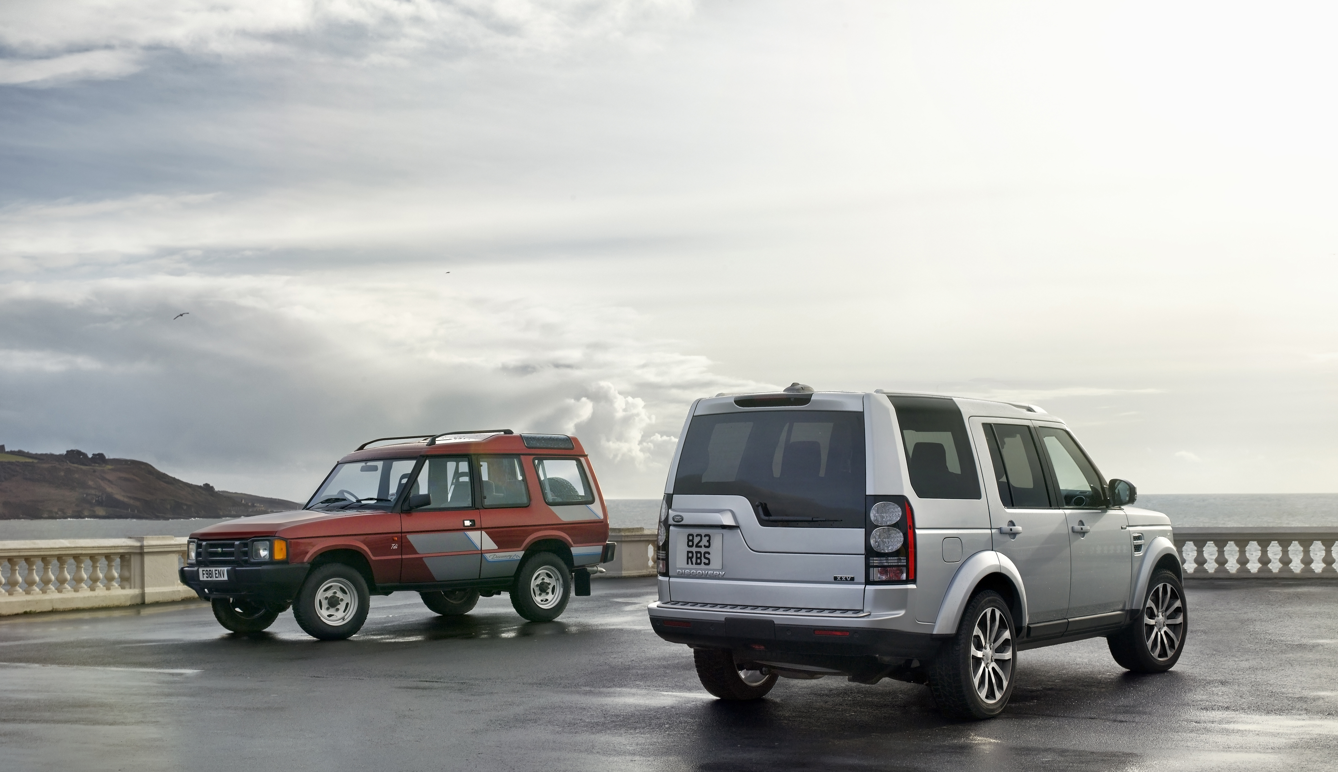 Vehicles Land Rover Discovery HD Wallpaper | Background Image