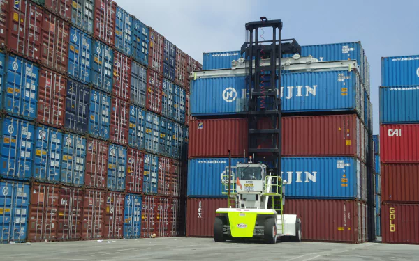 man made Container terminal HD Desktop Wallpaper | Background Image