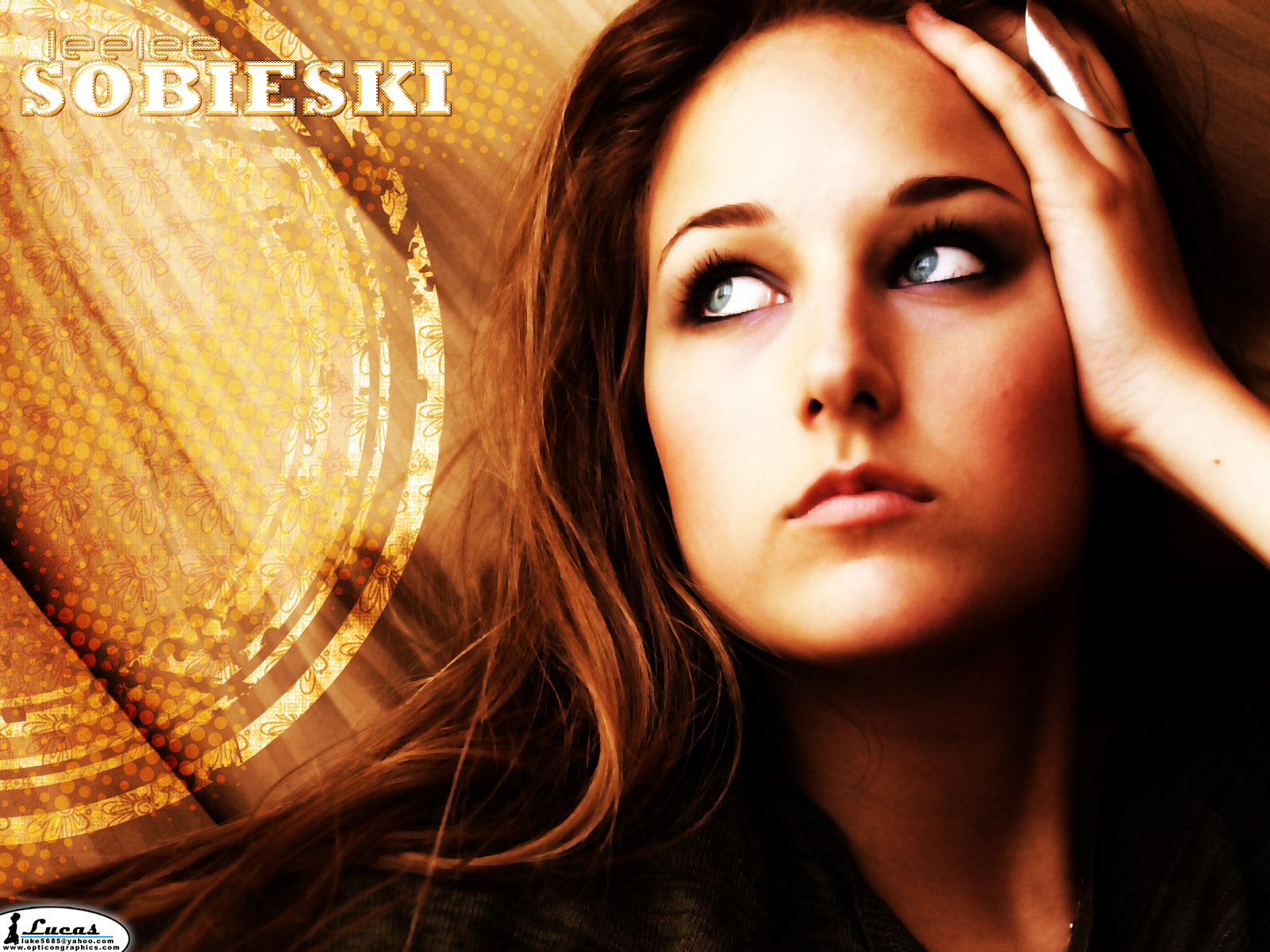 Celebrity Leelee Sobieski HD Wallpaper | Background Image