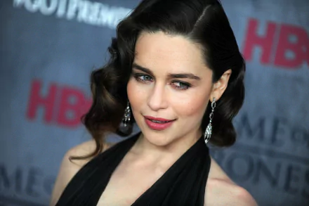 Close-up of Emilia Clarke at a glamorous event, showcasing her elegant style and radiant expression. This HD image makes a stunning desktop wallpaper or background.