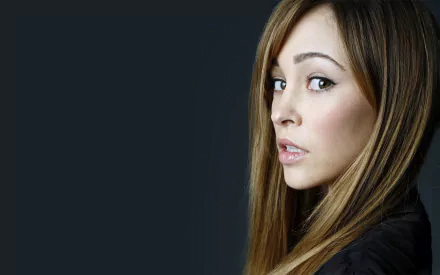 Celebrity Autumn Reeser HD Desktop Wallpaper | Background Image