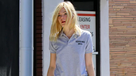Celebrity Elle Fanning HD Desktop Wallpaper | Background Image