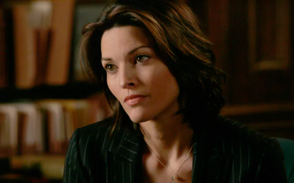 Celebrity Alana de la Garza HD Desktop Wallpaper | Background Image