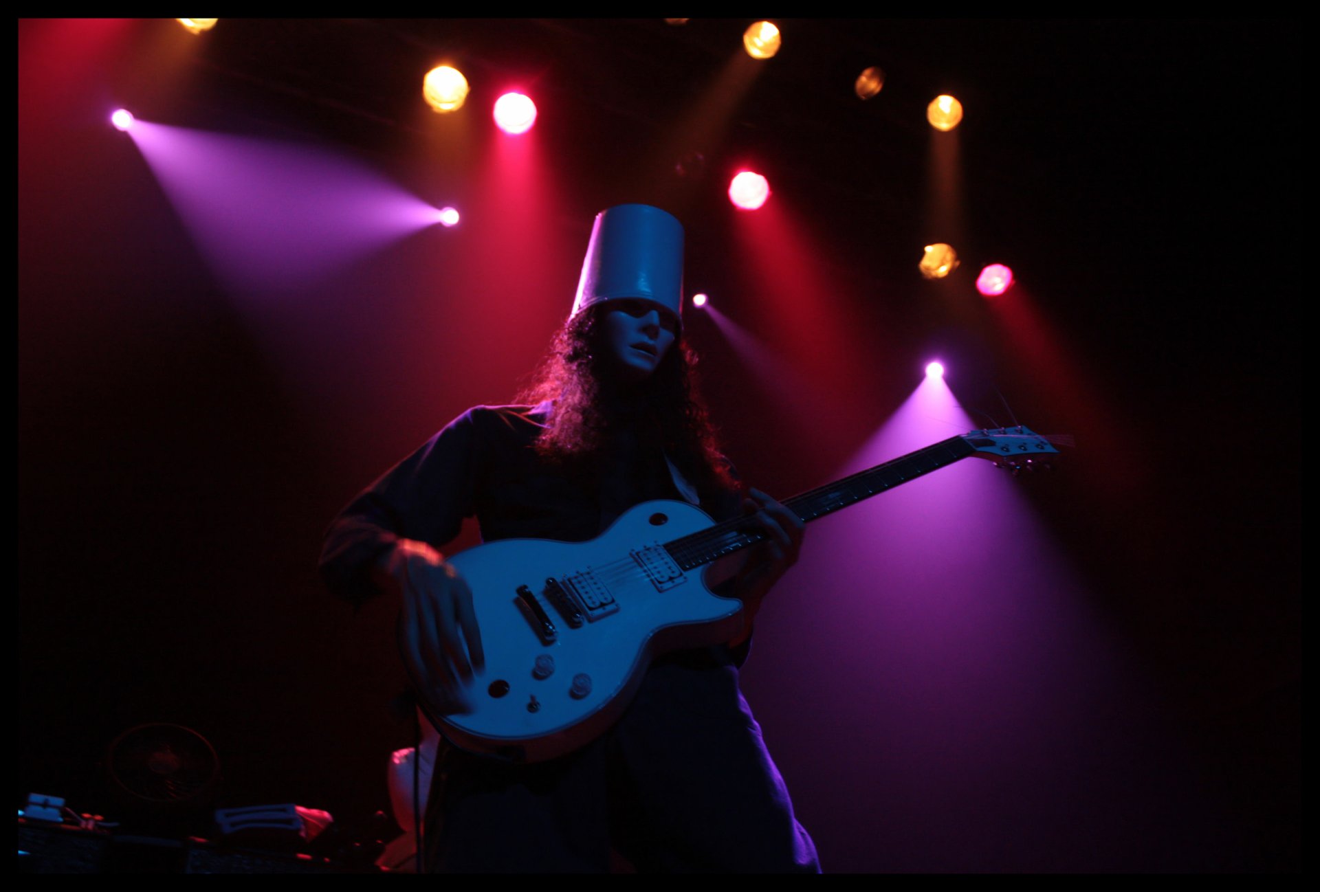 Buckethead sold me his iconic SOOTHSAYER Guitar 😲😲 (Unboxing & more) -  YouTube