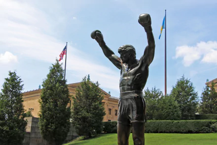  Rocky Balboa Statue