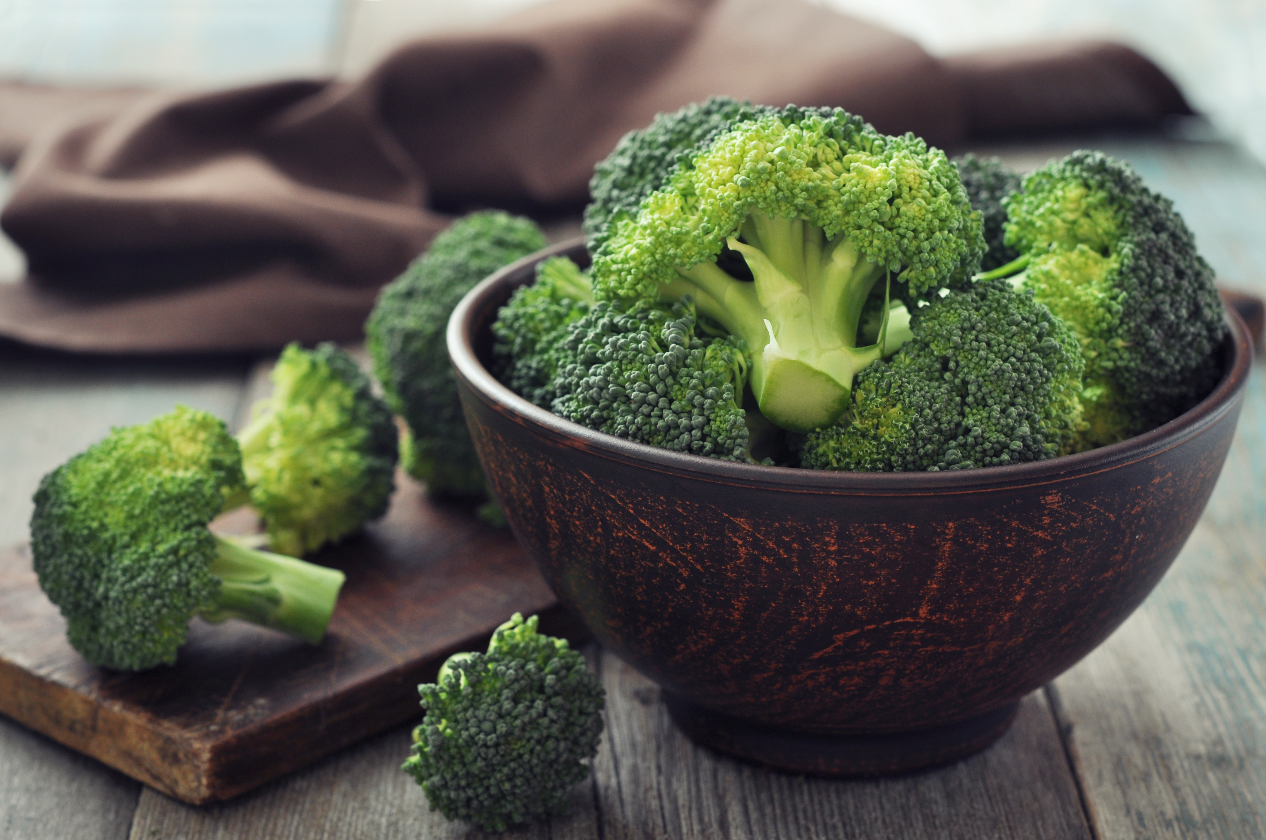 Food Broccoli HD Wallpaper | Background Image