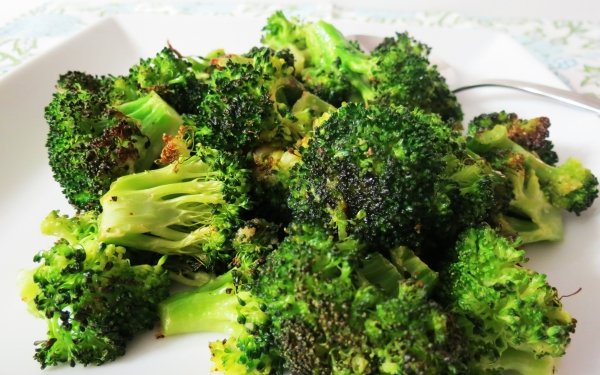 Food Broccoli HD Wallpaper | Background Image