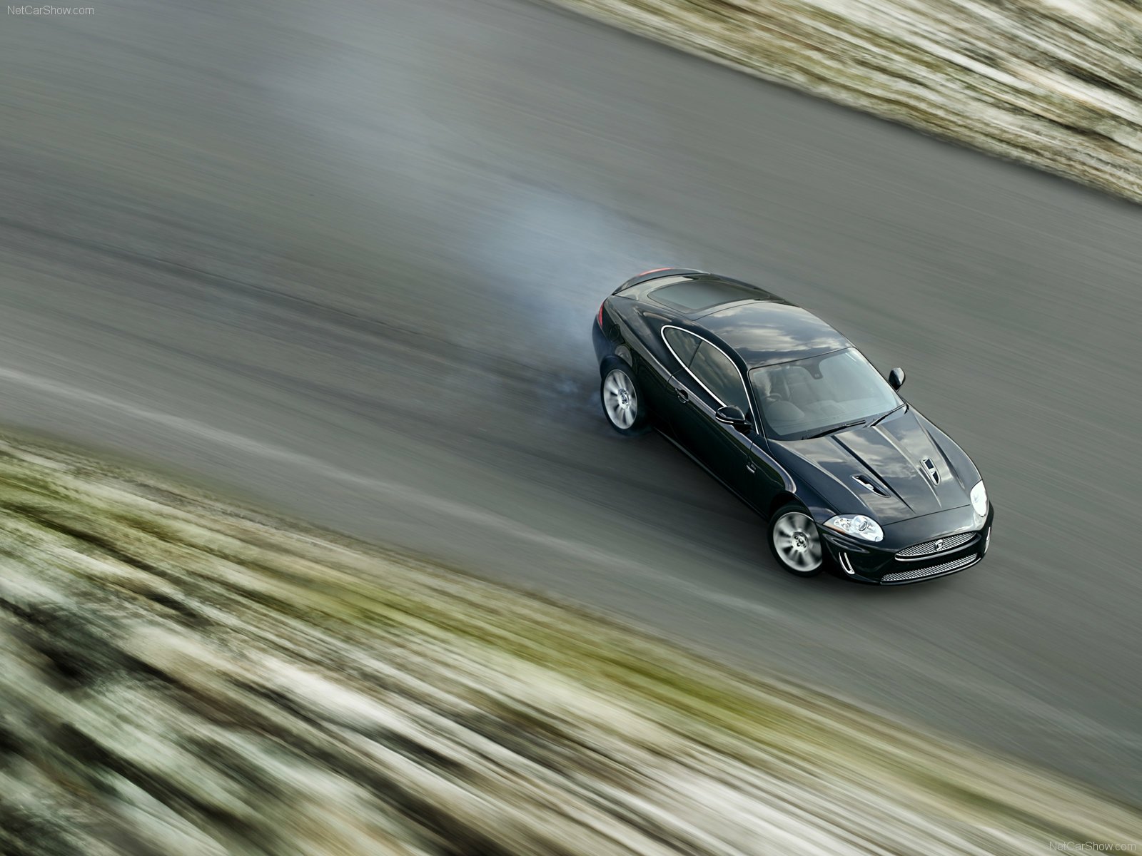 Download Vehicle Jaguar XKR Wallpaper