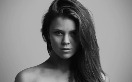 Black and white HD desktop wallpaper featuring a brunette woman model with freckles and a confident expression.