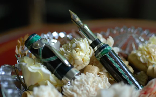 man made pen HD Desktop Wallpaper | Background Image