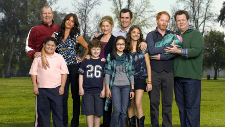 TV Show Modern Family HD Desktop Wallpaper | Background Image