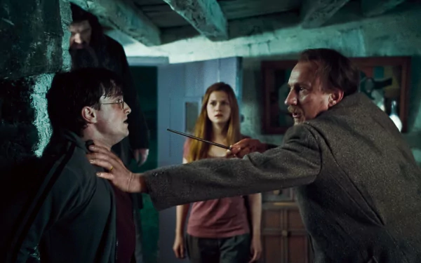 David Thewlis Remo Lupin Bonnie Wright Rubeus Hagrid Ginny Weasley Daniel Radcliffe Harry Potter movie Harry Potter and the Deathly Hallows: Part 1 HD Desktop Wallpaper | Background Image