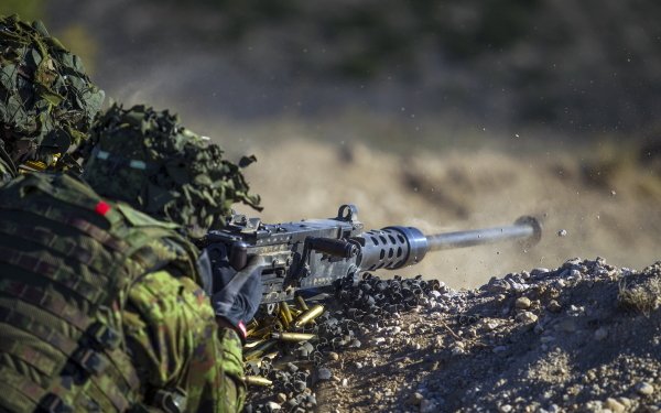 Military Soldier Bokeh Machine Gun HD Wallpaper | Background Image