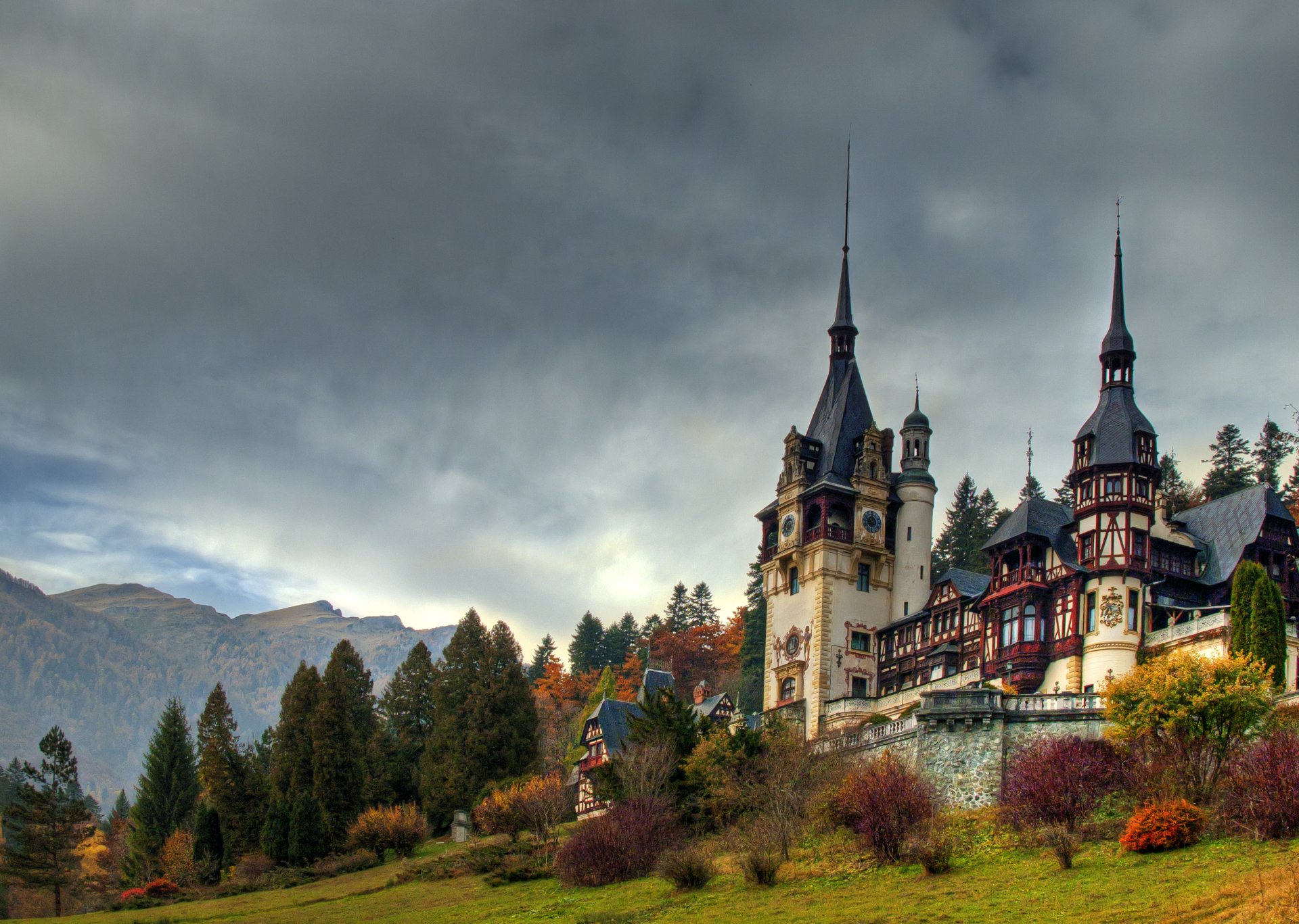 Peles Castle, Romania in Autumn HD Wallpaper | Background Image