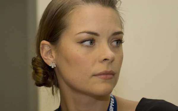 blue eyes blonde actress American Celebrity Jaime King HD Desktop Wallpaper | Background Image