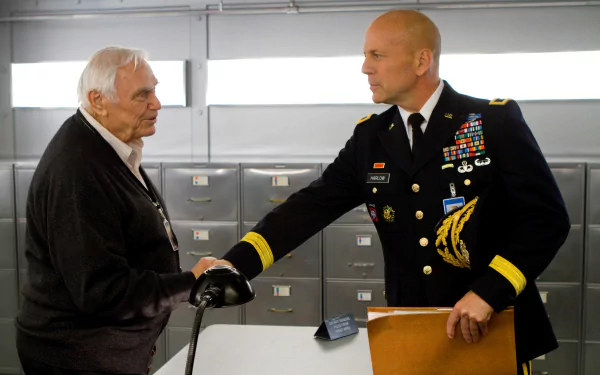 Henri (RED) Ernest Borgnine Bruce Willis Frank Moses movie red HD Desktop Wallpaper | Background Image