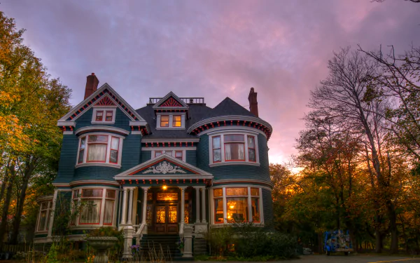  Awesome House in Canada