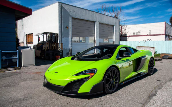 A vibrant green McLaren 675LT supercar parked outdoors, shown in high definition as a PC desktop wallpaper and background.