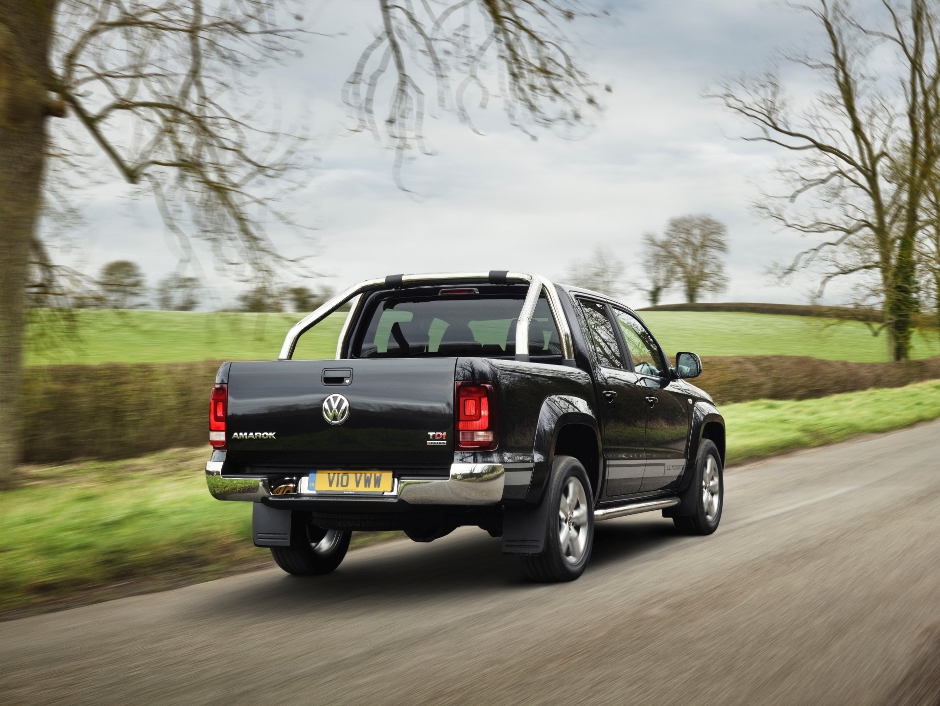 Download Vehicle Volkswagen Amarok HD Wallpaper