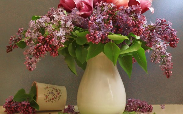 Man Made Flower Tulip Lilac Vase Pink Flower Purple Flower HD Wallpaper | Background Image