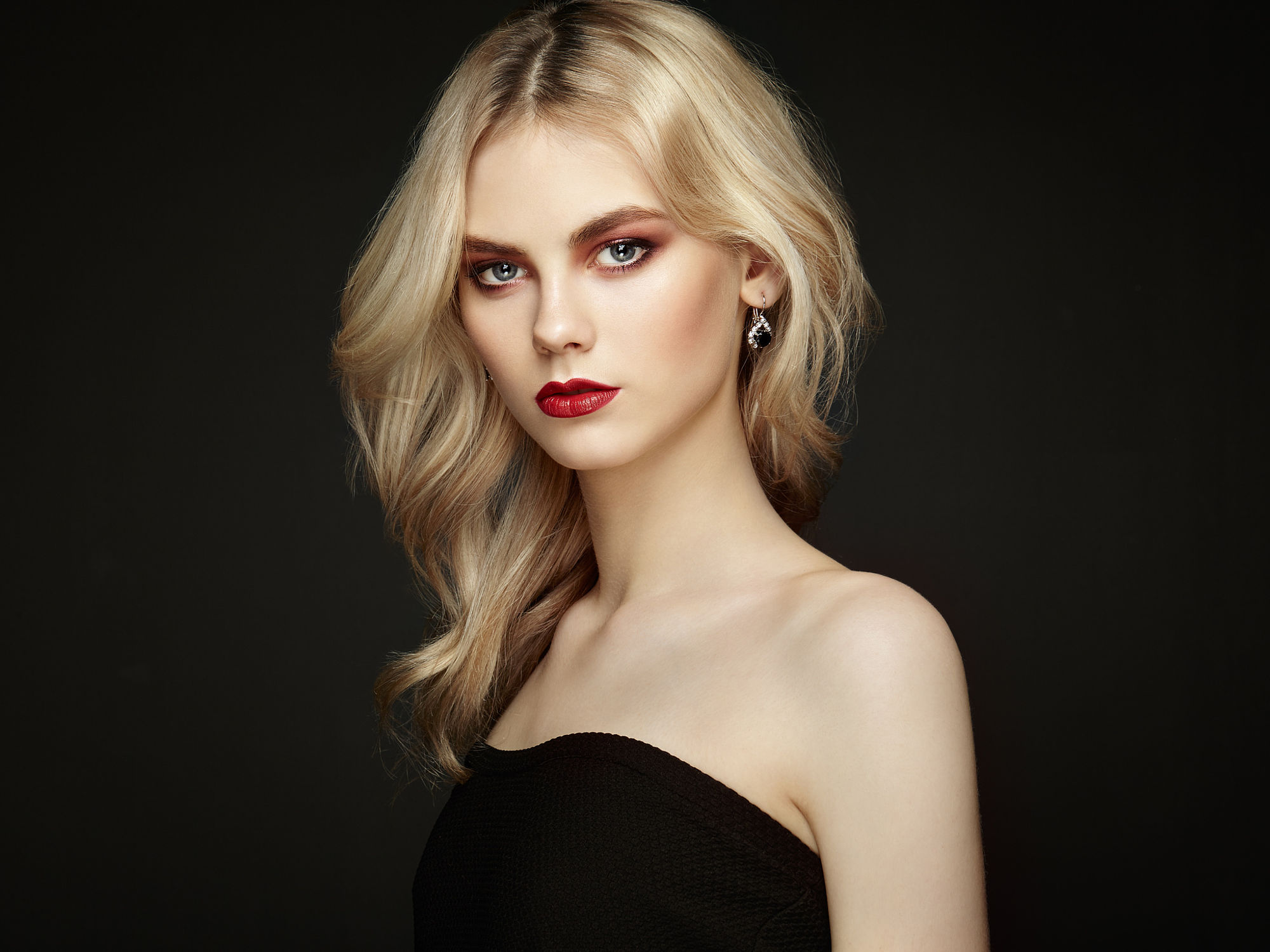 Blonde & Bold - nsj92cz