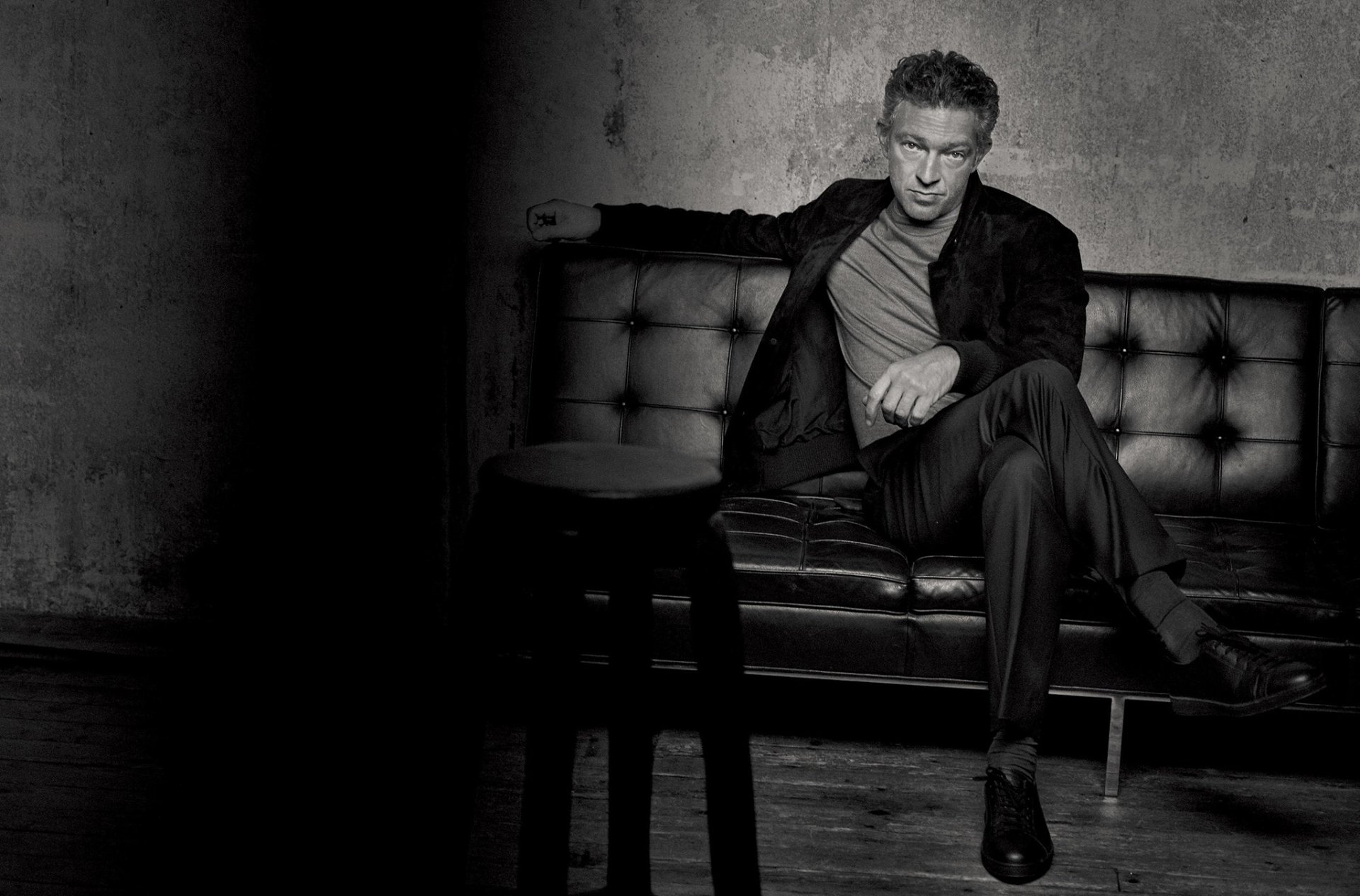 Download Black & White French Actor Celebrity Vincent Cassel HD Wallpaper