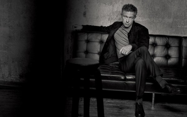 Celebrity Vincent Cassel Actor French Black & White HD Wallpaper | Background Image