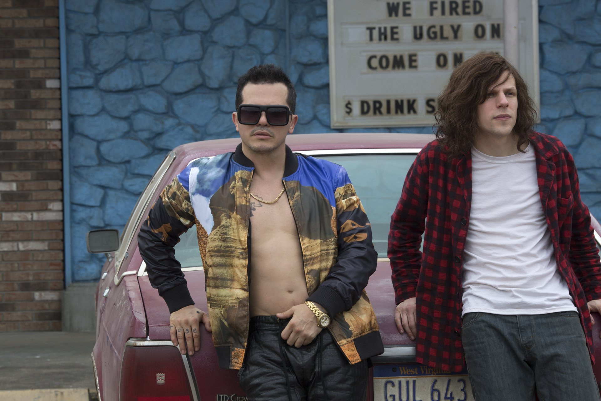 Download Jesse Eisenberg John Leguizamo Movie American Ultra 4k Ultra HD Wallpaper