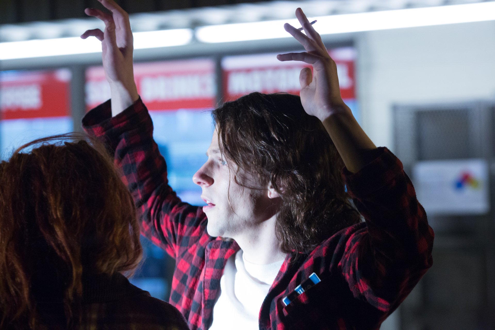Download Jesse Eisenberg Movie American Ultra 4k Ultra HD Wallpaper