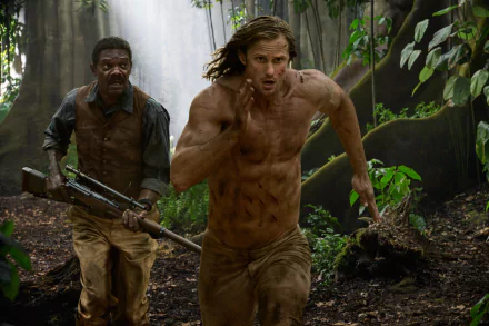 4K Ultra HD wallpaper from The Legend of Tarzan movie featuring Alexander Skarsgård as Tarzan and Samuel L. Jackson in a dense jungle setting.