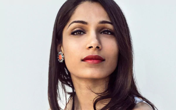 face lipstick brown eyes brunette Indian actress Celebrity Freida Pinto HD Desktop Wallpaper | Background Image