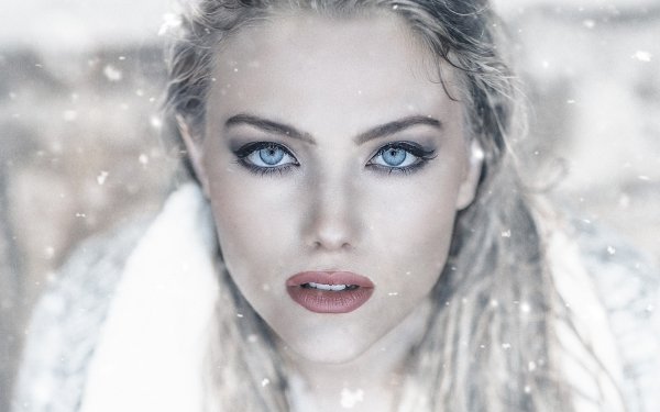Women Face Blonde Close-Up Blue Eyes HD Wallpaper | Background Image