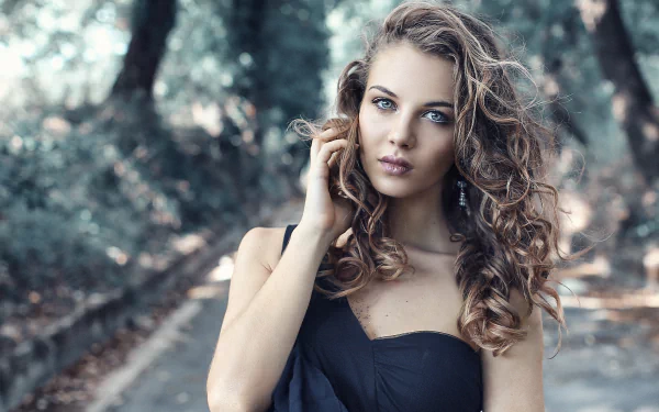 bokeh curl brunette woman model HD Desktop Wallpaper | Background Image