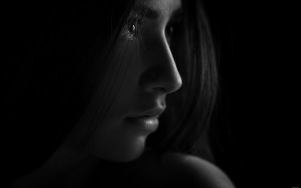 Women Face Black & White HD Wallpaper | Background Image