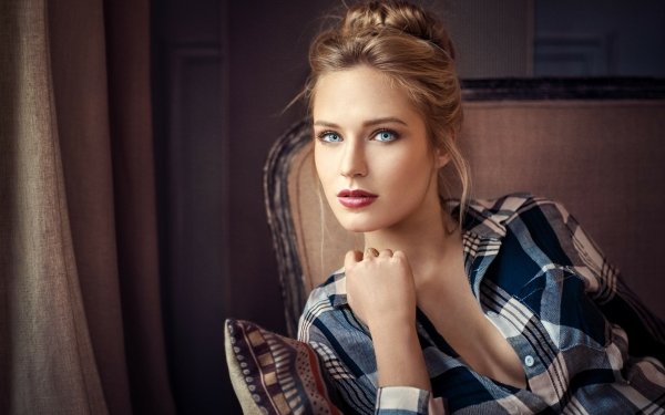 Women Eva Mikulski Model Blonde Blue Eyes Lipstick HD Wallpaper | Background Image