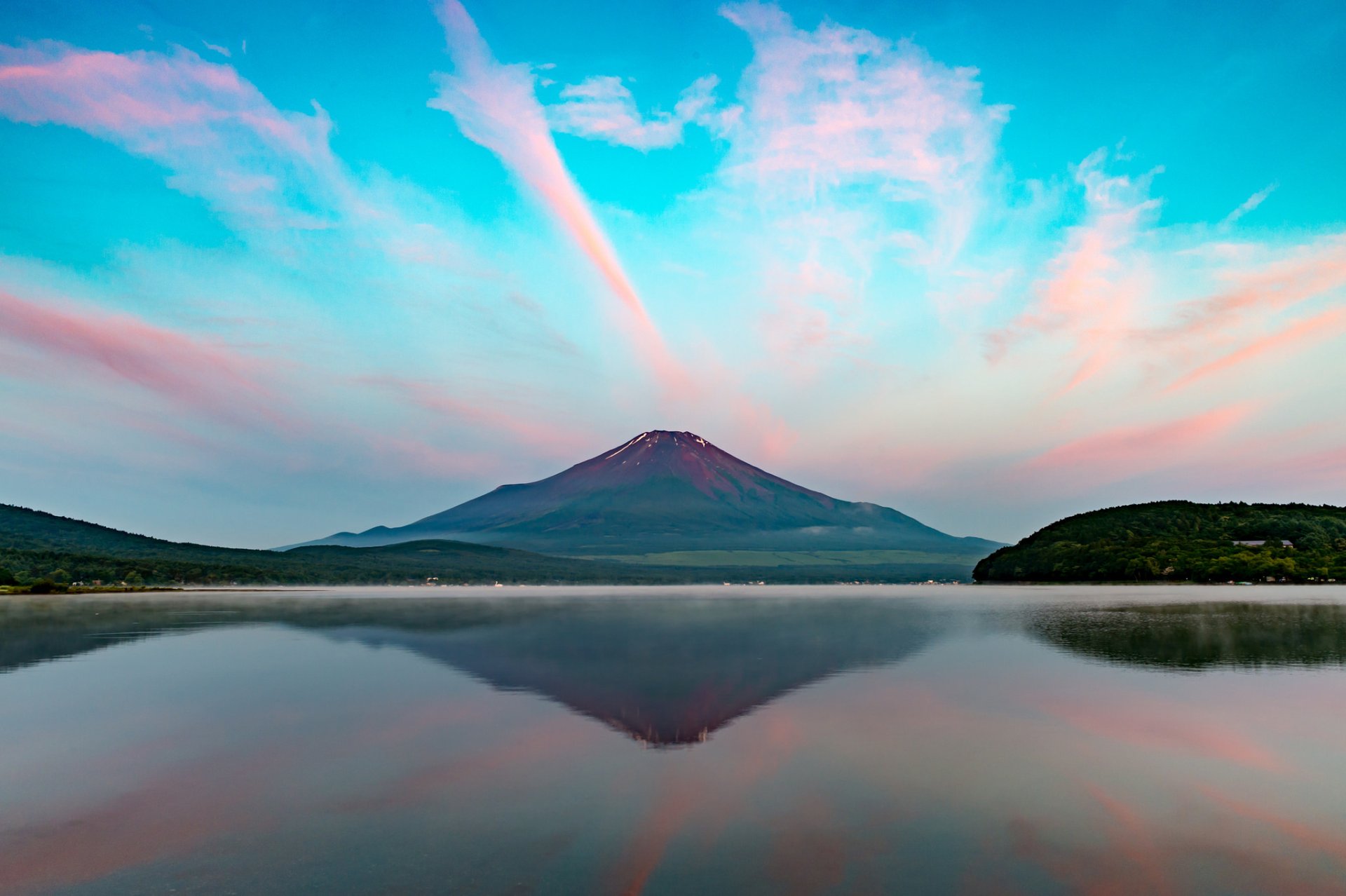Serene Mount Fuji Reflection: Stunning Sky & Lake Landscape, Japan HD ...