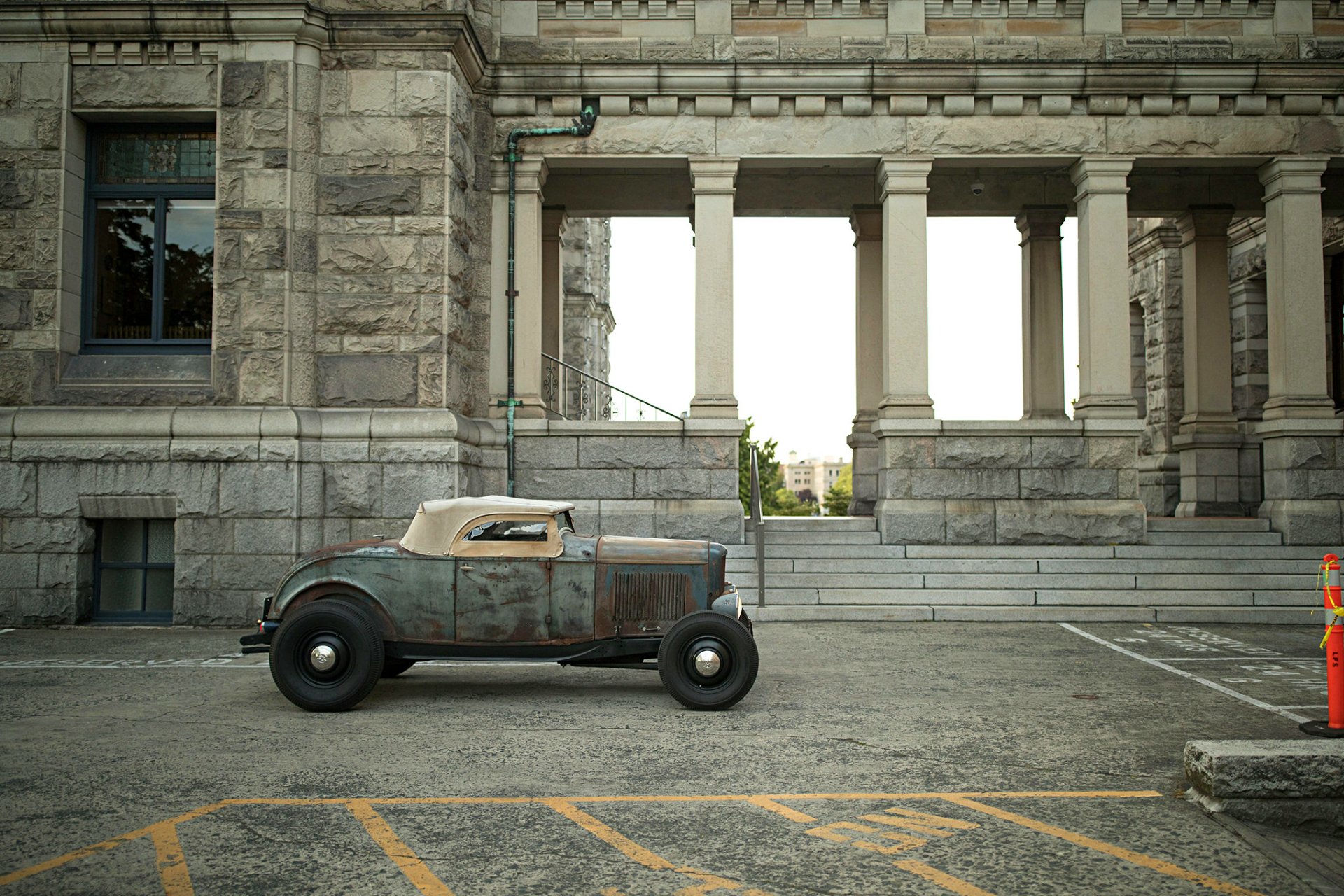 Download Hot Rod Vehicle Ford Deuce Roadster HD Wallpaper