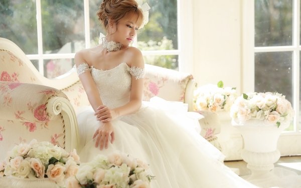 Mujeres Novia Wedding Dress White Dress Estado de ánimo Bouquet Flor Morena Fondo de pantalla HD | Fondo de Escritorio