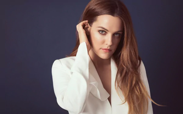 American brunette actress woman Riley Keough HD Desktop Wallpaper | Background Image