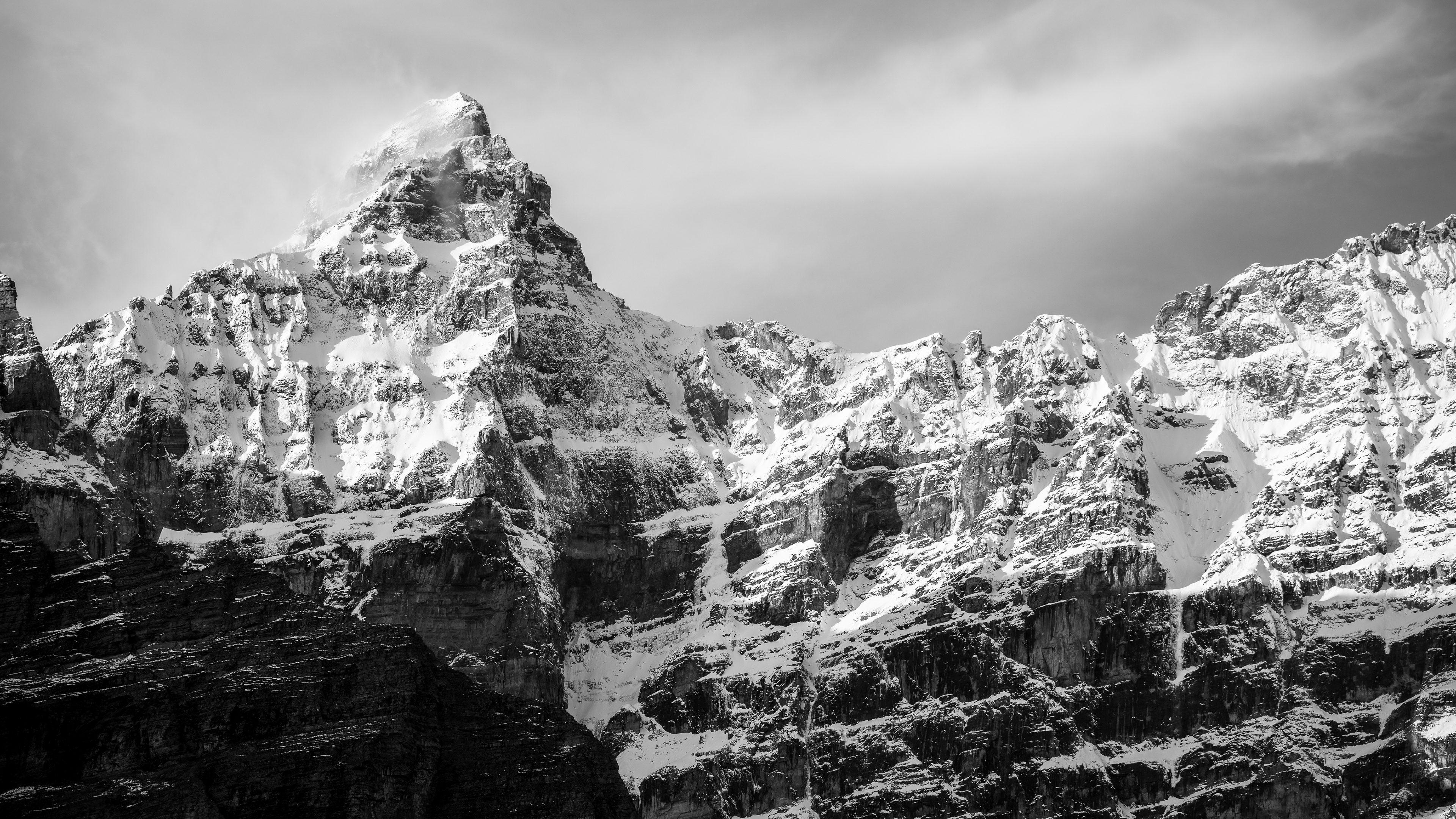 Download Snow Cliff Peak Monochrome Nature Mountain 4k Ultra HD Wallpaper