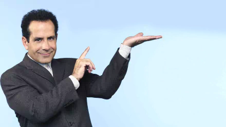 Tony Shalhoub Adrian Monk TV Show Monk (2002) HD Desktop Wallpaper | Background Image