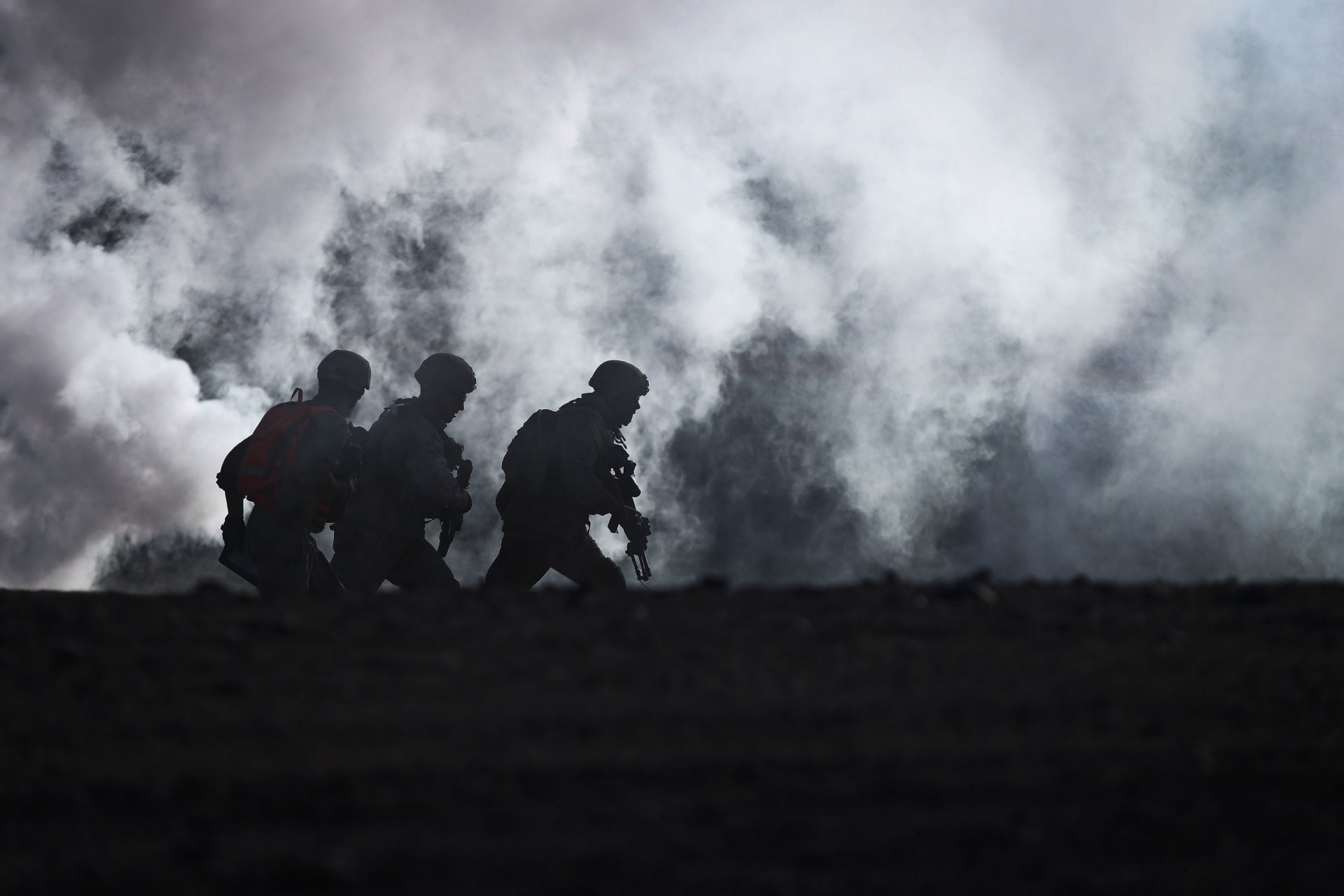 Download Cloud Silhouette Military Soldier HD Wallpaper