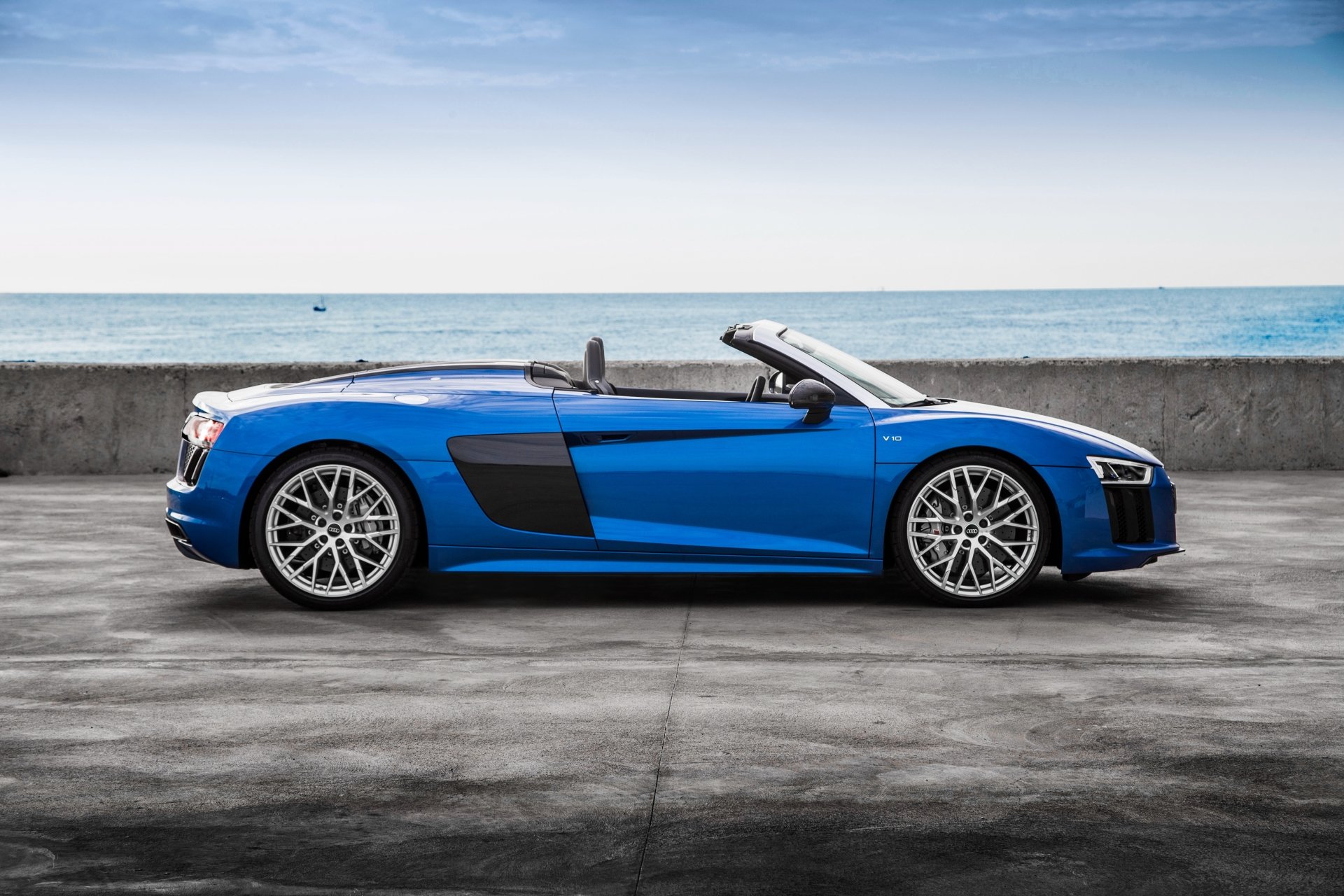 Download Cabriolet Audi Audi R8 Spyder Vehicle Audi R8 4k Ultra HD Wallpaper