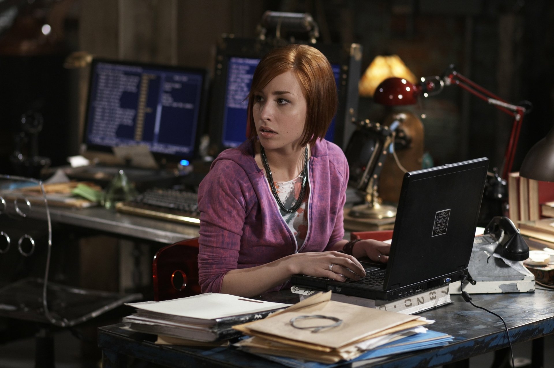 Download TV Show Warehouse 13 HD Wallpaper