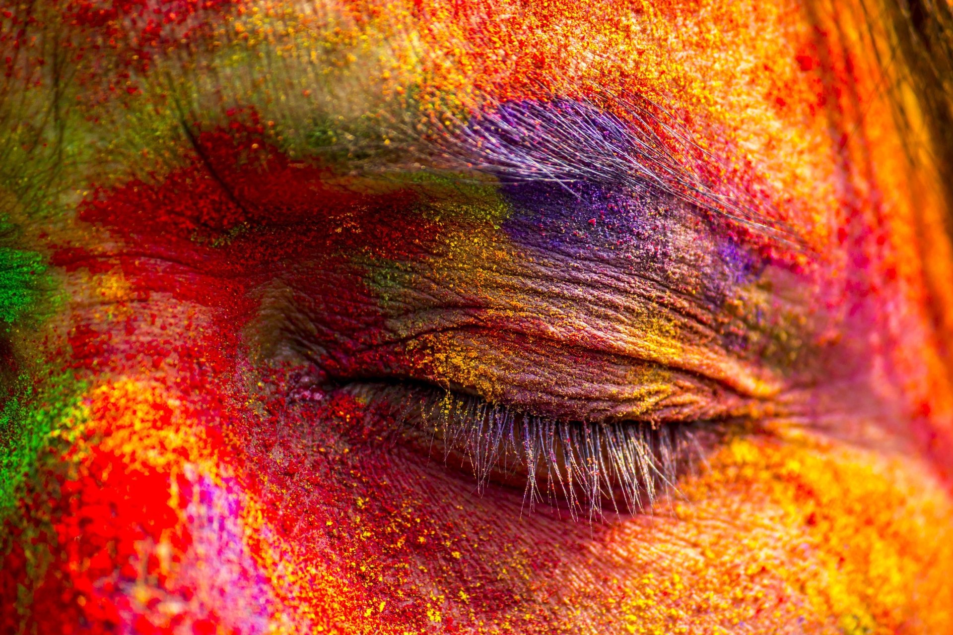 holi colors in eyes