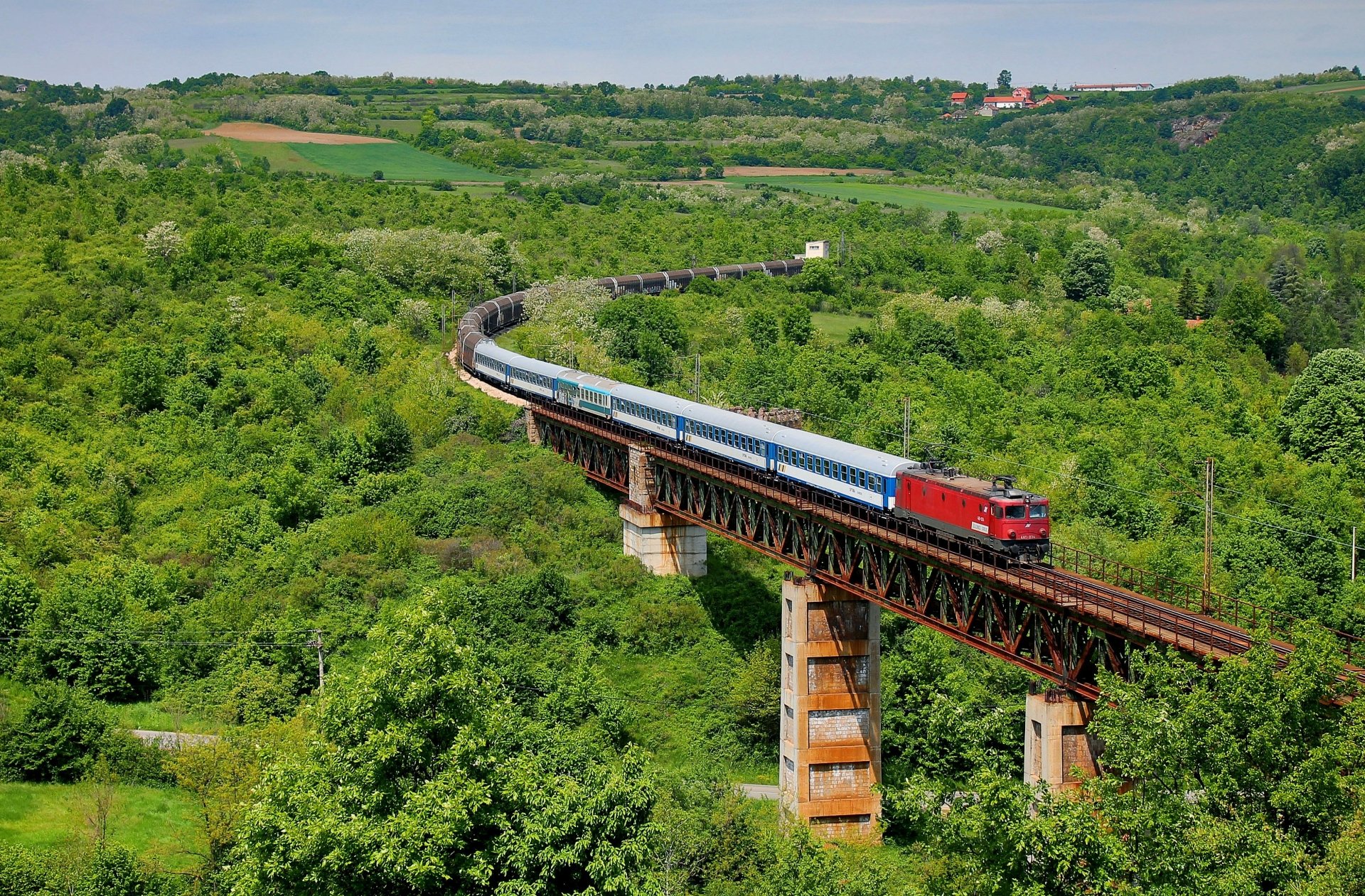 Zug HD Wallpaper Hintergrund 3760x2470 ID813184 Wallpaper Abyss